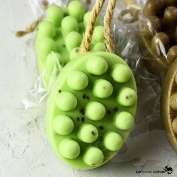 MYDŁO ręcznie robione KOSTKA do masażu masaż + peeling 150g KAMELEON MYDŁO ręcznie robione KOSTKA do masażu masaż + peeling 150g KAMELEON