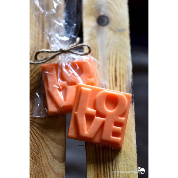 MYDŁO ręcznie robione LOVE POMARAŃCZA i CYNAMON MYDŁO ręcznie robione LOVE POMARAŃCZA i CYNAMON