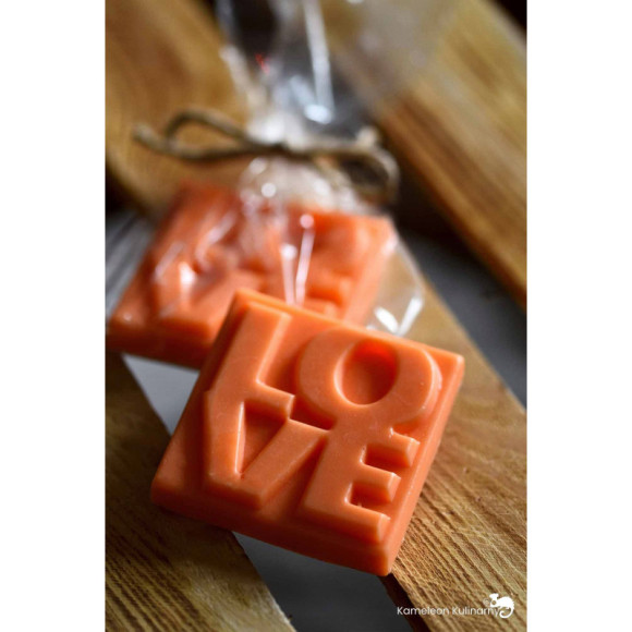 MYDŁO ręcznie robione LOVE POMARAŃCZA i CYNAMON MYDŁO ręcznie robione LOVE POMARAŃCZA i CYNAMON