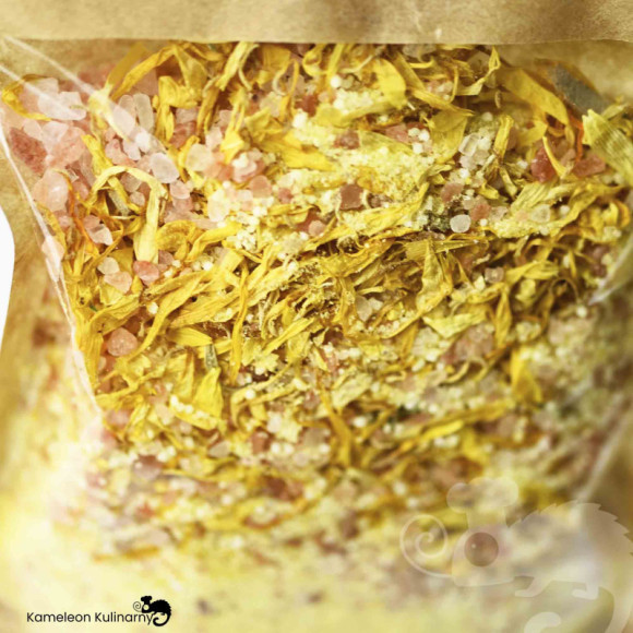 ZESTAW PREZENTOWY sól SOLE DO KĄPIELI 3x200g Różana + Lawendowa +Nagietkowa ZESTAW PREZENTOWY sól SOLE DO KĄPIELI 3x200g Różana + Lawendowa +Nagietkowa