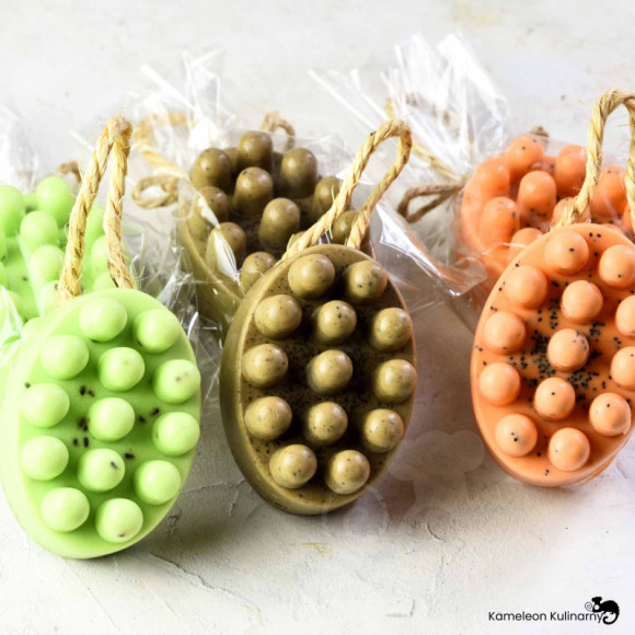 MYDŁO handmade KOSTKA do masażu i peelingu 150g MYDŁO handmade KOSTKA do masażu i peelingu 150g