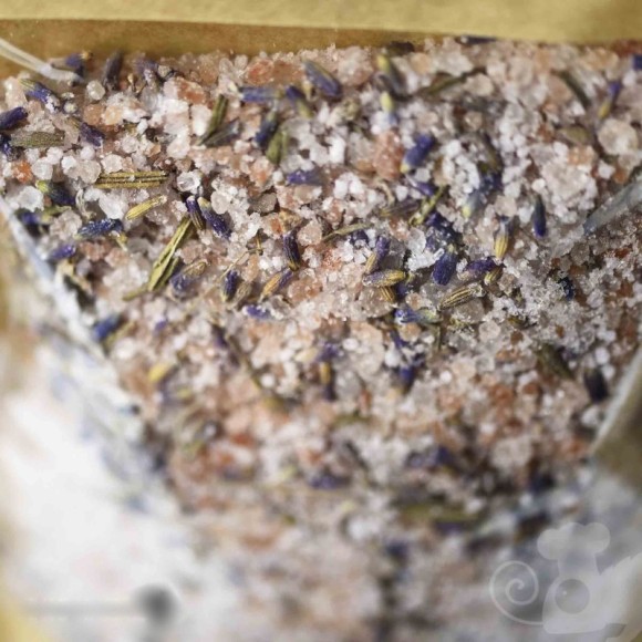 KAMELEON KULINARNY relaksująca sól do kąpieli LAWENDOWA 200g