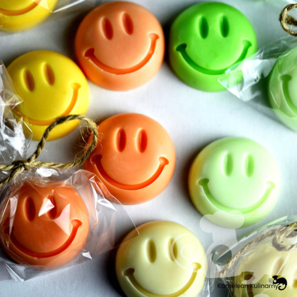 MYDŁO MYDEŁKO handmade SMILE jaśminowe JAŚMIN 1szt MYDŁO MYDEŁKO handmade SMILE jaśminowe JAŚMIN 1szt